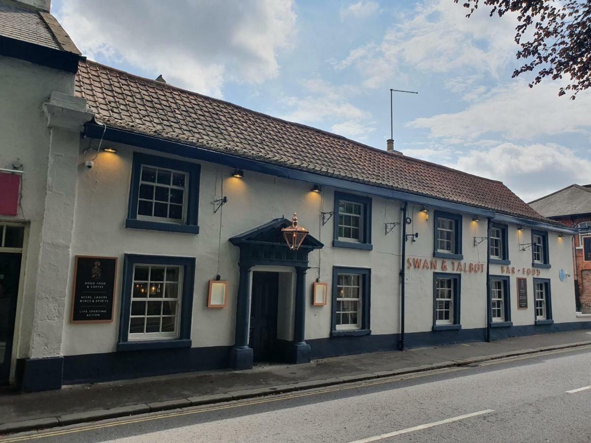 Swan & Talbot Inn ويثيربي المظهر الخارجي الصورة